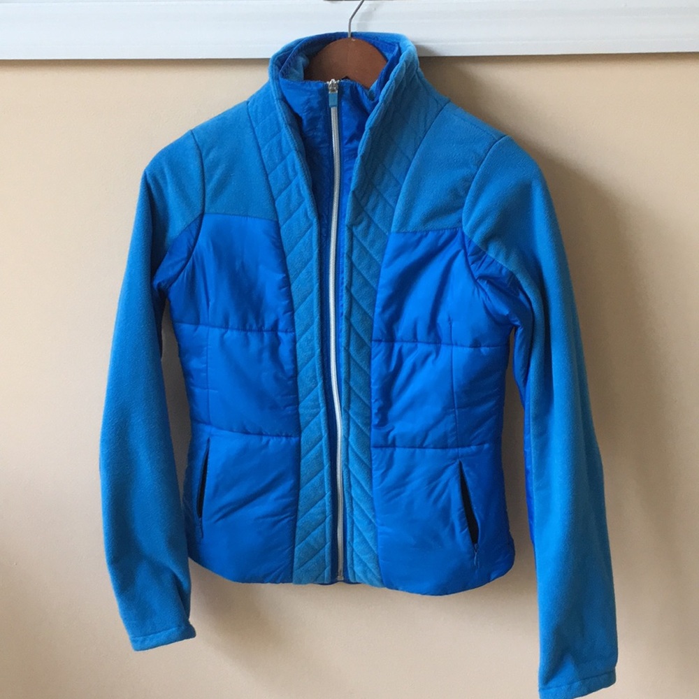 Like-new Lululemon jacket - Picture 7 of 9